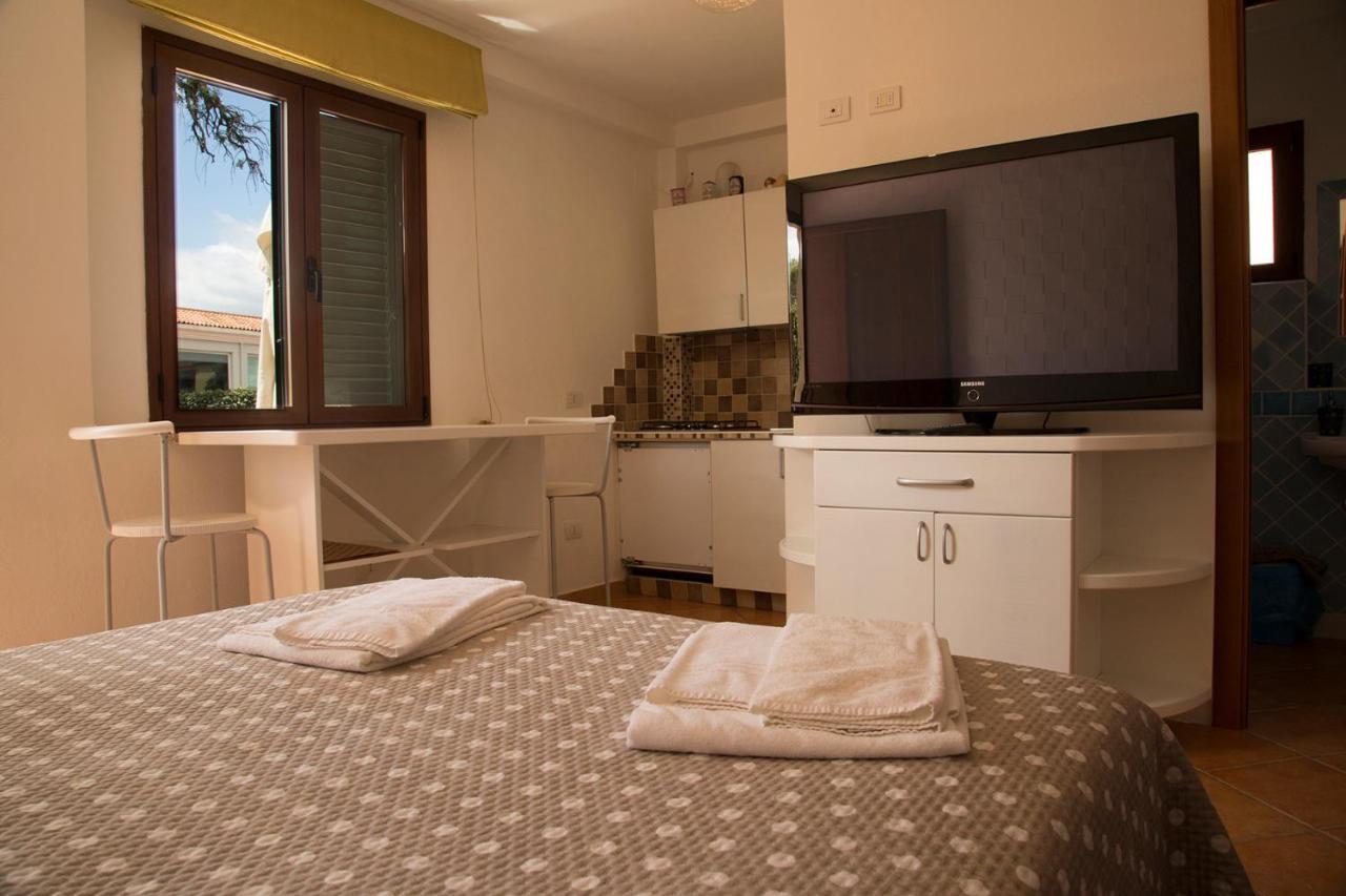 Ferienwohnung Monolocale Gallospot San Teodoro  Exterior foto
